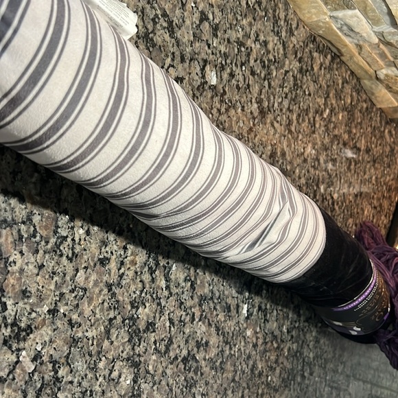 FAO Schwarz witch draft guard NWT - Picture 6 of 8